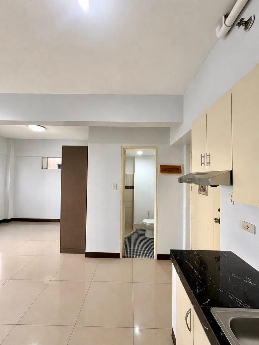 AFFORDABLE CONDO LOCATED AT MANILA RIVER CITY RESIDENCES STA ANA‼️ OVERLOOKING PASIG RIVER 🏞️ - photo 4