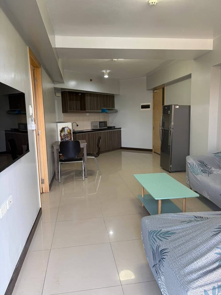 FOR RENT — 1BR w/ Balcony | Pet Friendly | Move-in Ready - photo 4