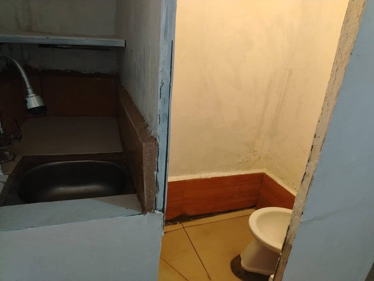 Room for Rent - photo 4