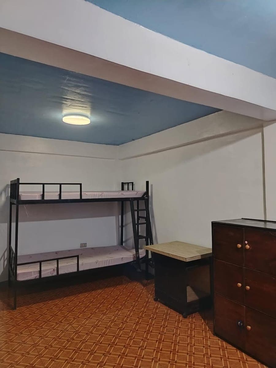 FEMALE BED SPACERS ONLY! - photo 1