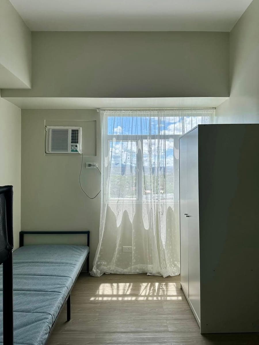 🏙️ Condo For Rent! - photo 4