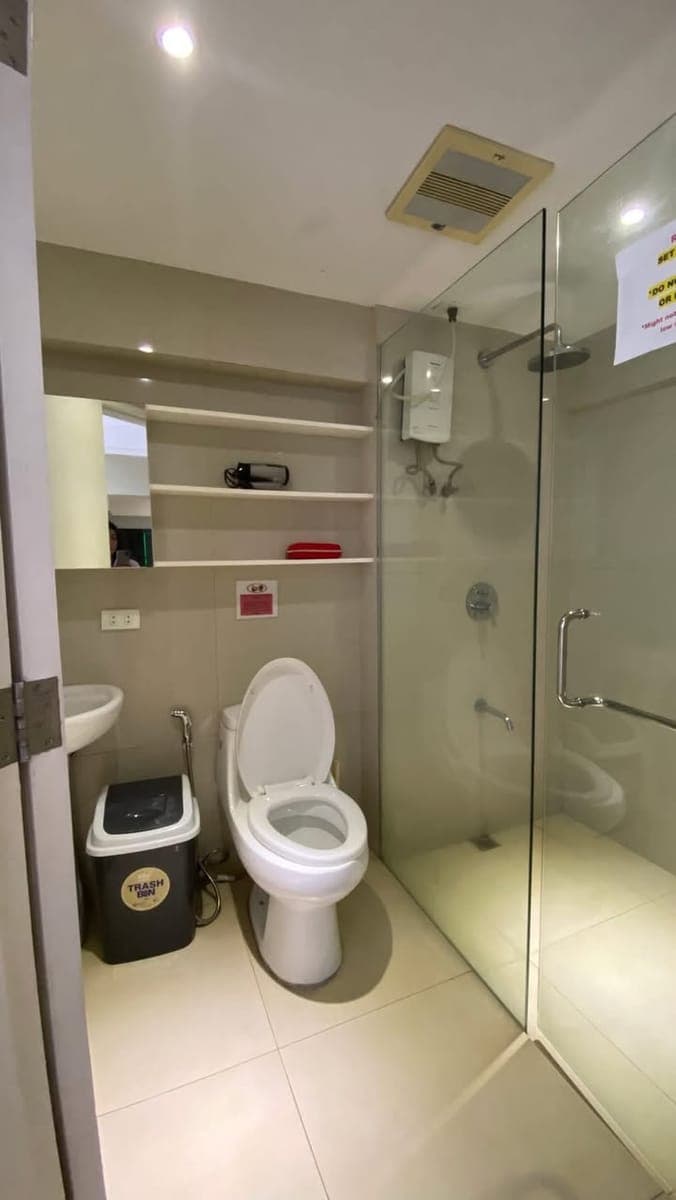 ✨ Female Condo Sharing in BGC! ✨ - photo 5