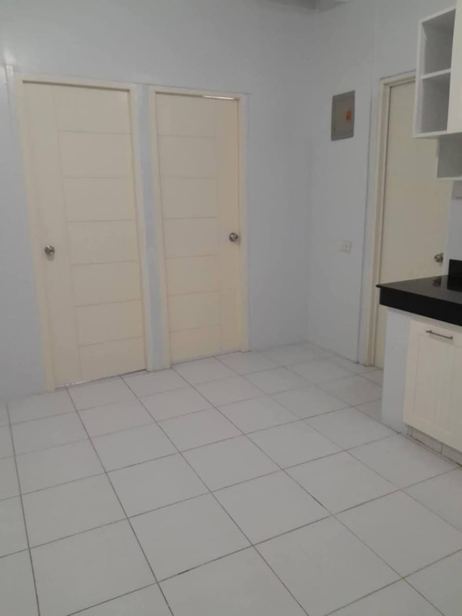 2BR APARTMENT FOR RENT - photo 2