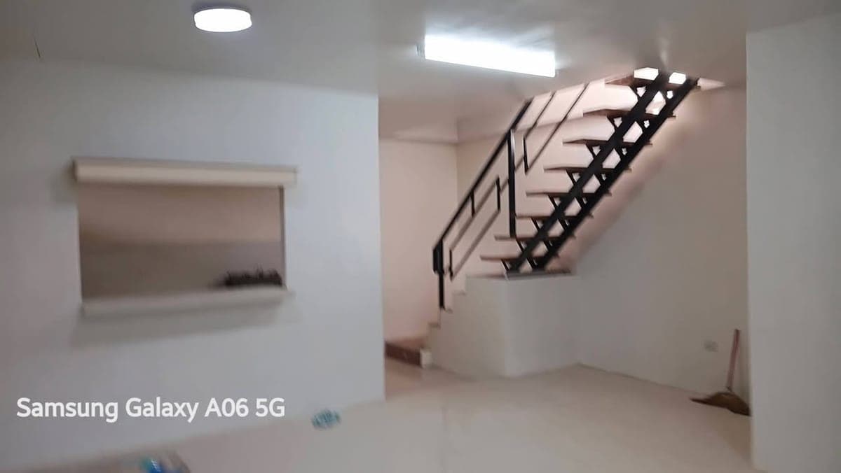 House for rent - photo 2