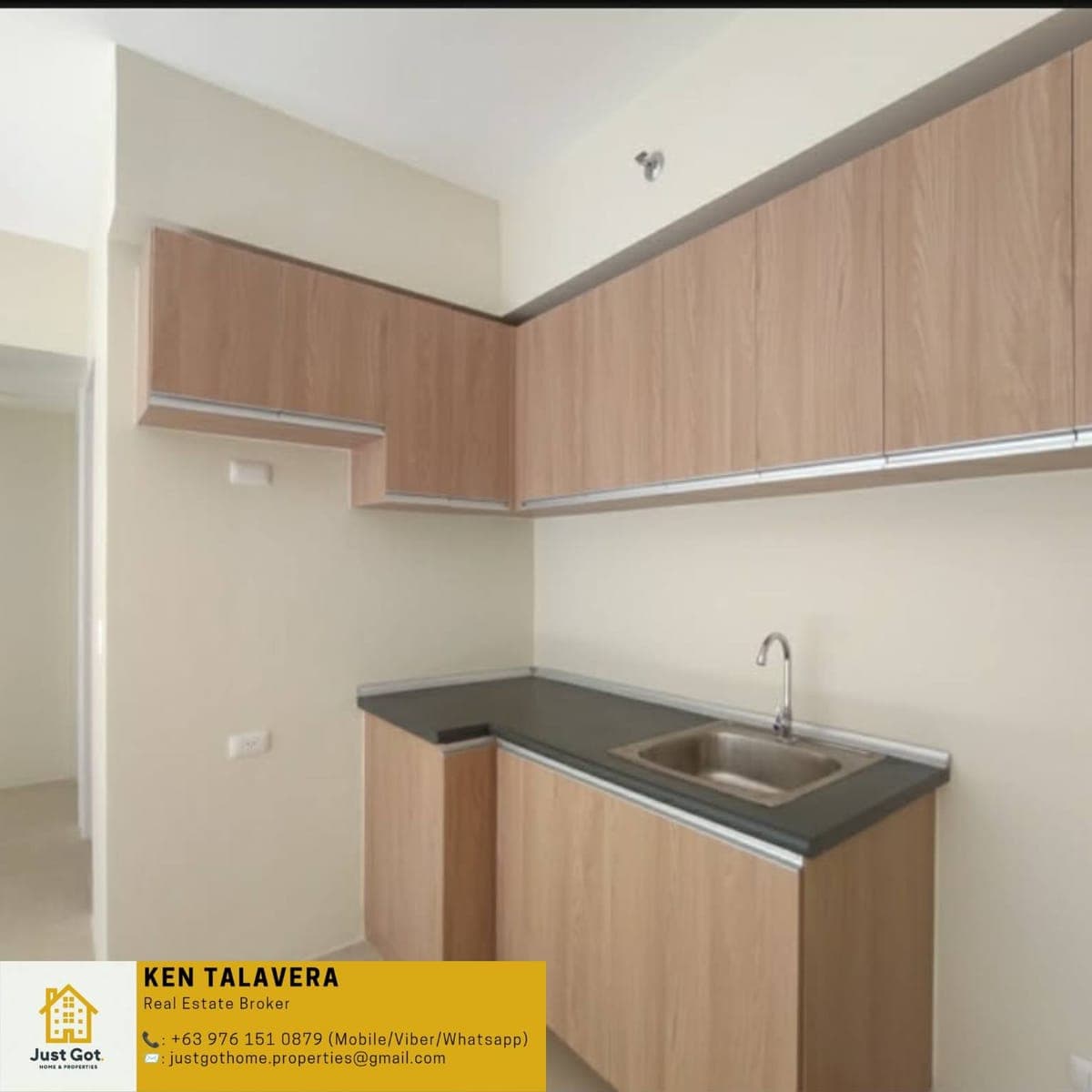 2BR CONDO UNIT FOR RENT IN BGC - photo 1