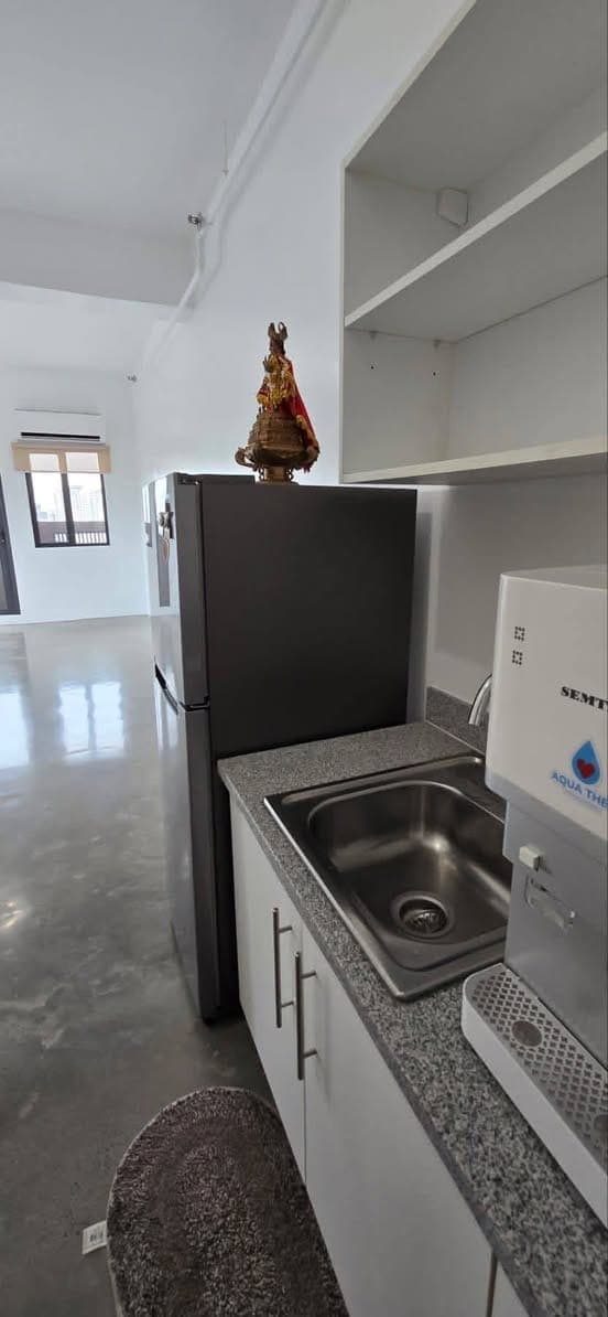 🏙️ FOR RENT: Executive Studio Unit with Unobstructed City Views! ✨ - photo 1