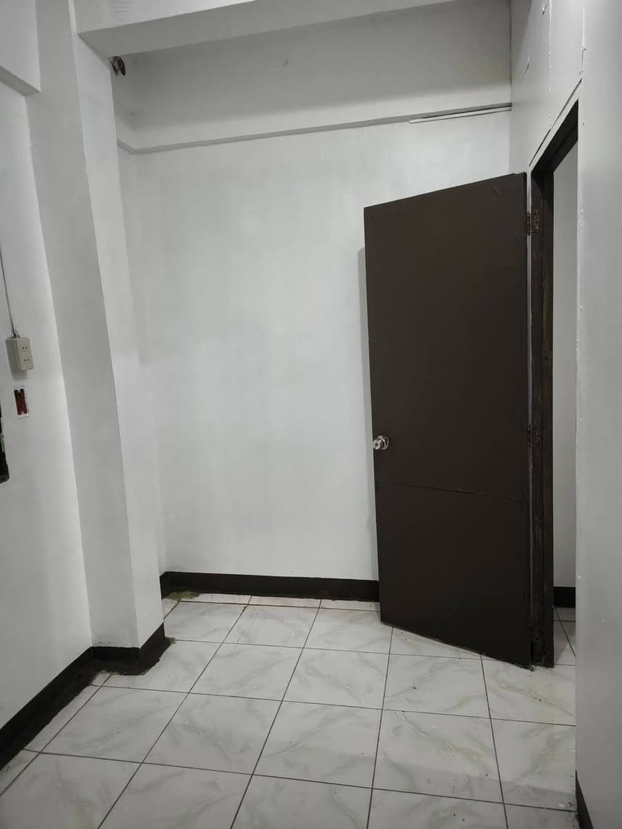 FOR RENT – Katuparan, Taguig - photo 4
