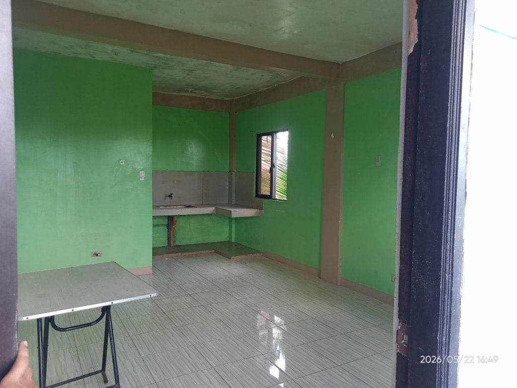 Room for rent 6k baybreeze executive village hagonoy 4units available pm - photo 1