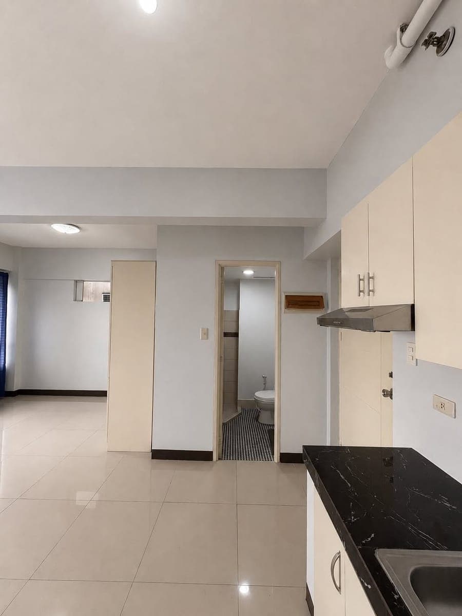 AFFORDABLE CONDO LOCATED AT MANILA RIVER CITY RESIDENCES STA ANA‼️ OVERLOOKING PASIG RIVER 🏞️ - photo 3