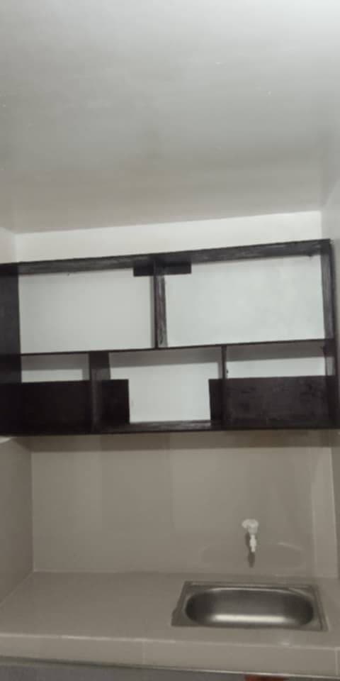 Room for rent available June 4 studio type own cr lababo metro submeter loc. Brgy cental signal tagu... - photo 3