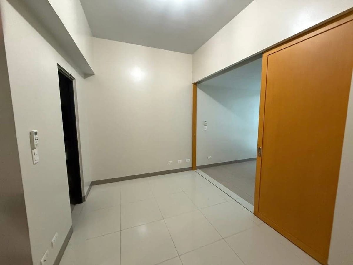 🏡 FOR RENT: - photo 3