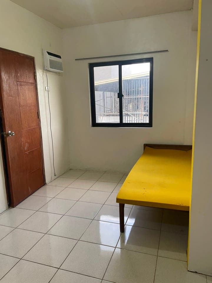 ROOM FOR RENT - photo 2