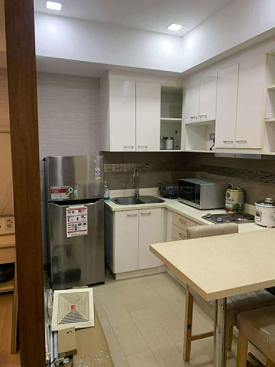 FOR RENT - photo 2