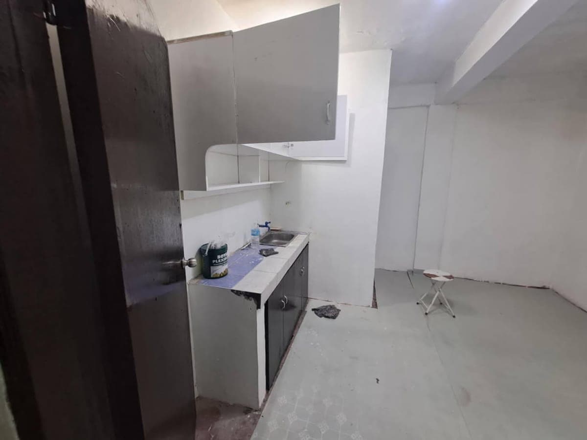 ROOM FOR RENT - photo 2