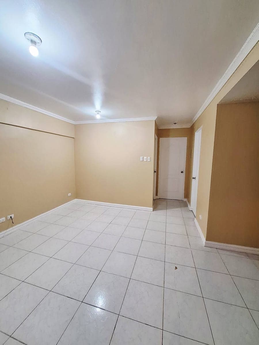CONDO FOR RENT - photo 2