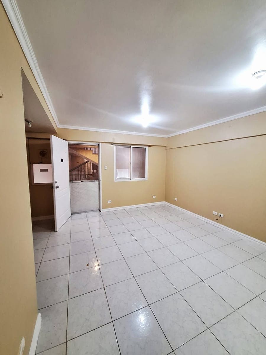 CONDO FOR RENT - photo 4