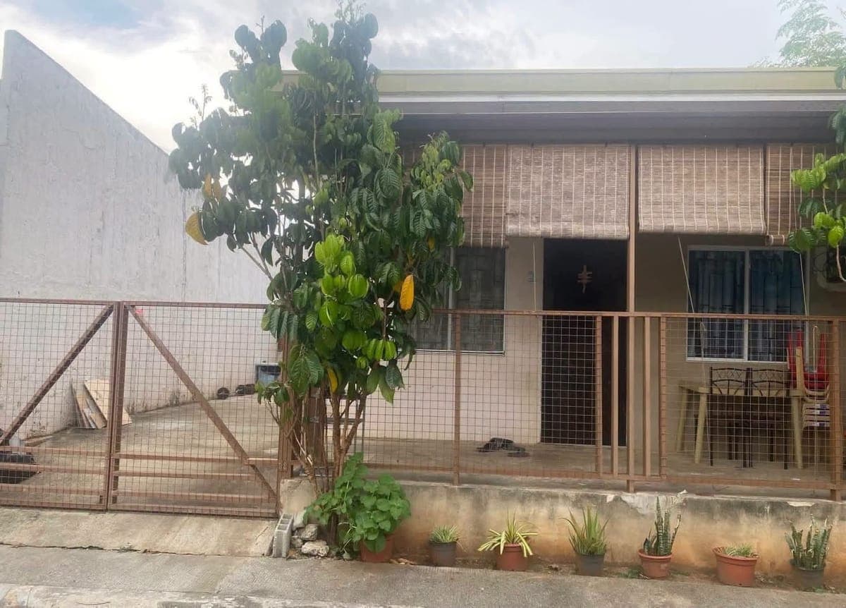 House For Rent‼️ - photo 1
