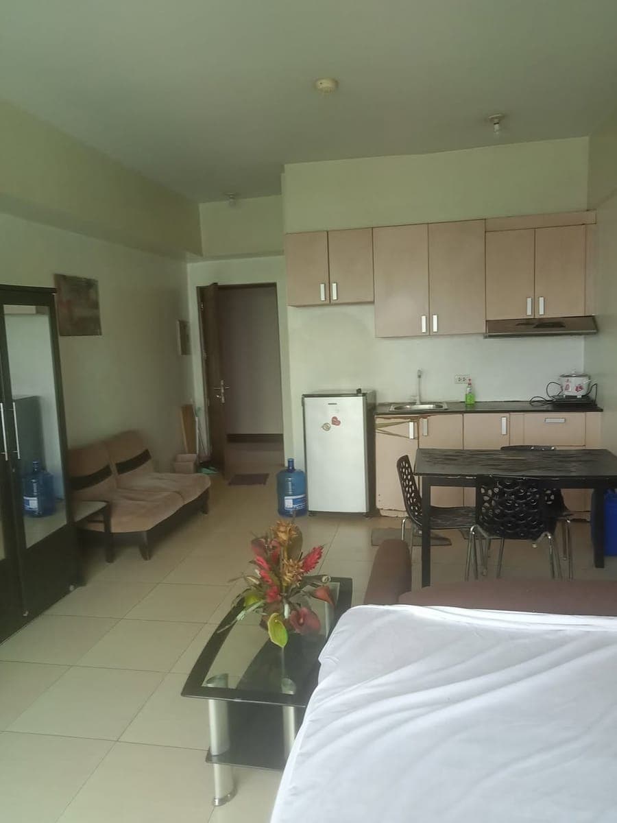 For sale and for rent units available at Symphony towers-Timog-Sgt Esguerra QC near  GMA7 MRT East Av - photo 2