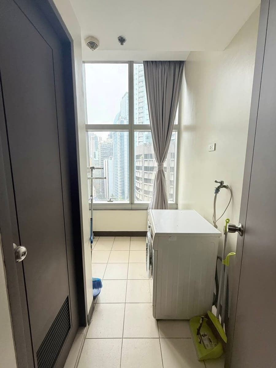 🏙️ MOVE-IN READY CONDO IN THE HEART OF MAKATI CBD!✨ - photo 2