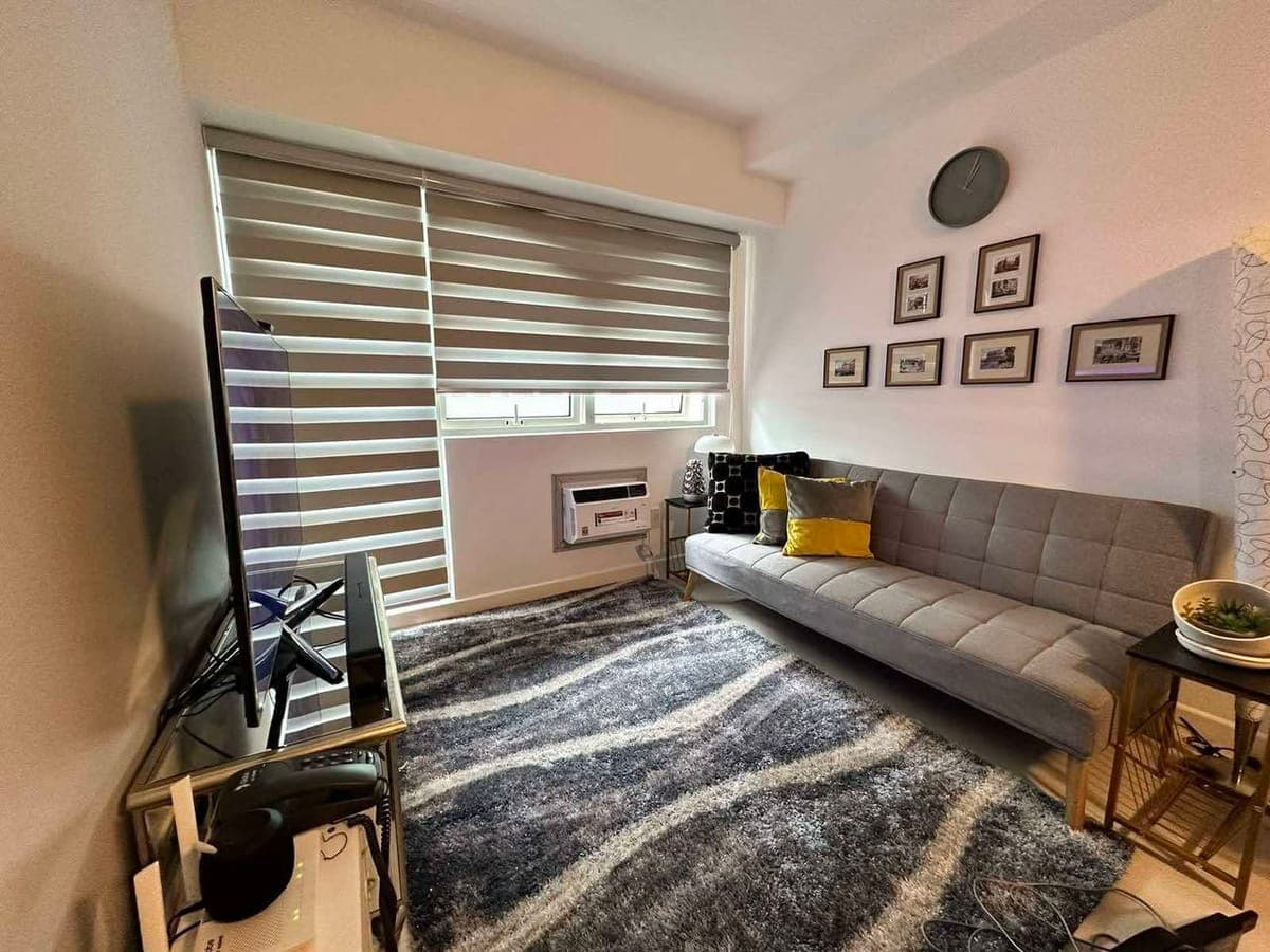 For Lease: 1BR Unit & Parking, The Residences at Commonwealth ‼️ - photo 2