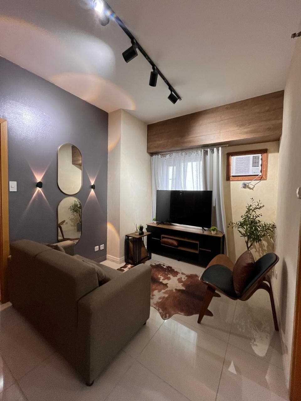 𝗙𝗼𝗿 𝗥𝗲𝗻𝘁/𝗦𝗮𝗹𝗲: 𝟮 𝗕𝗥 - 𝗧𝗿𝗶𝗼𝗻 𝗧𝗼𝘄𝗲𝗿 𝟭, 𝗕𝗚𝗖 - photo 2