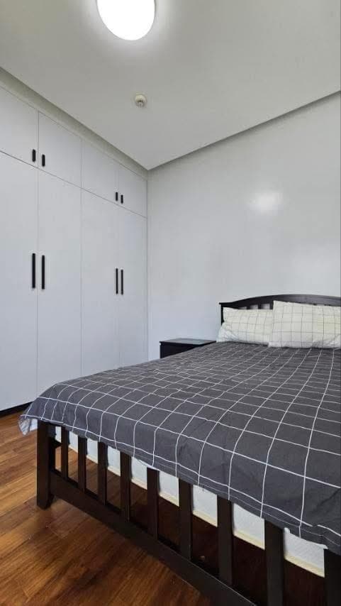 For Lease: Fully furnished 2 Bedroom Corner-Unit at Crescent Park Residences, BGC - photo 5