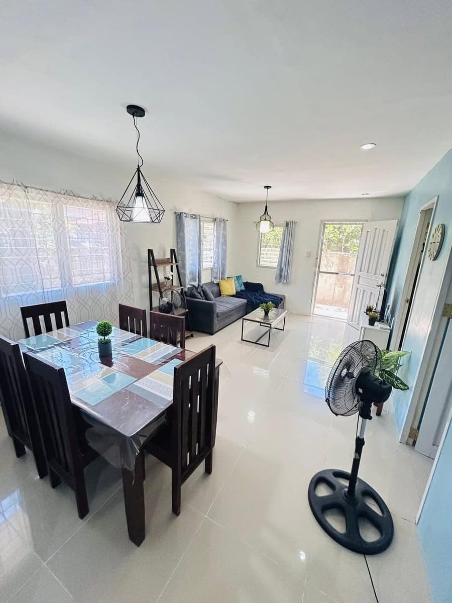 🏡✨ HOUSE FOR RENT or SALE - photo 2