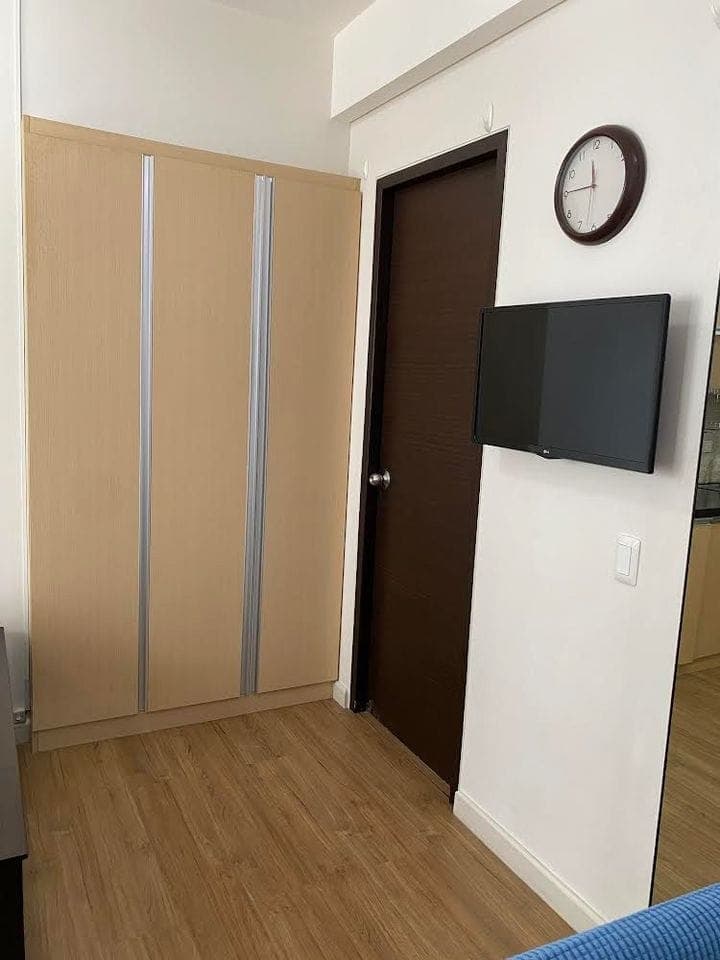 ** Fully Furnished Studio for Rent at The Lerato – Makati City** - photo 3