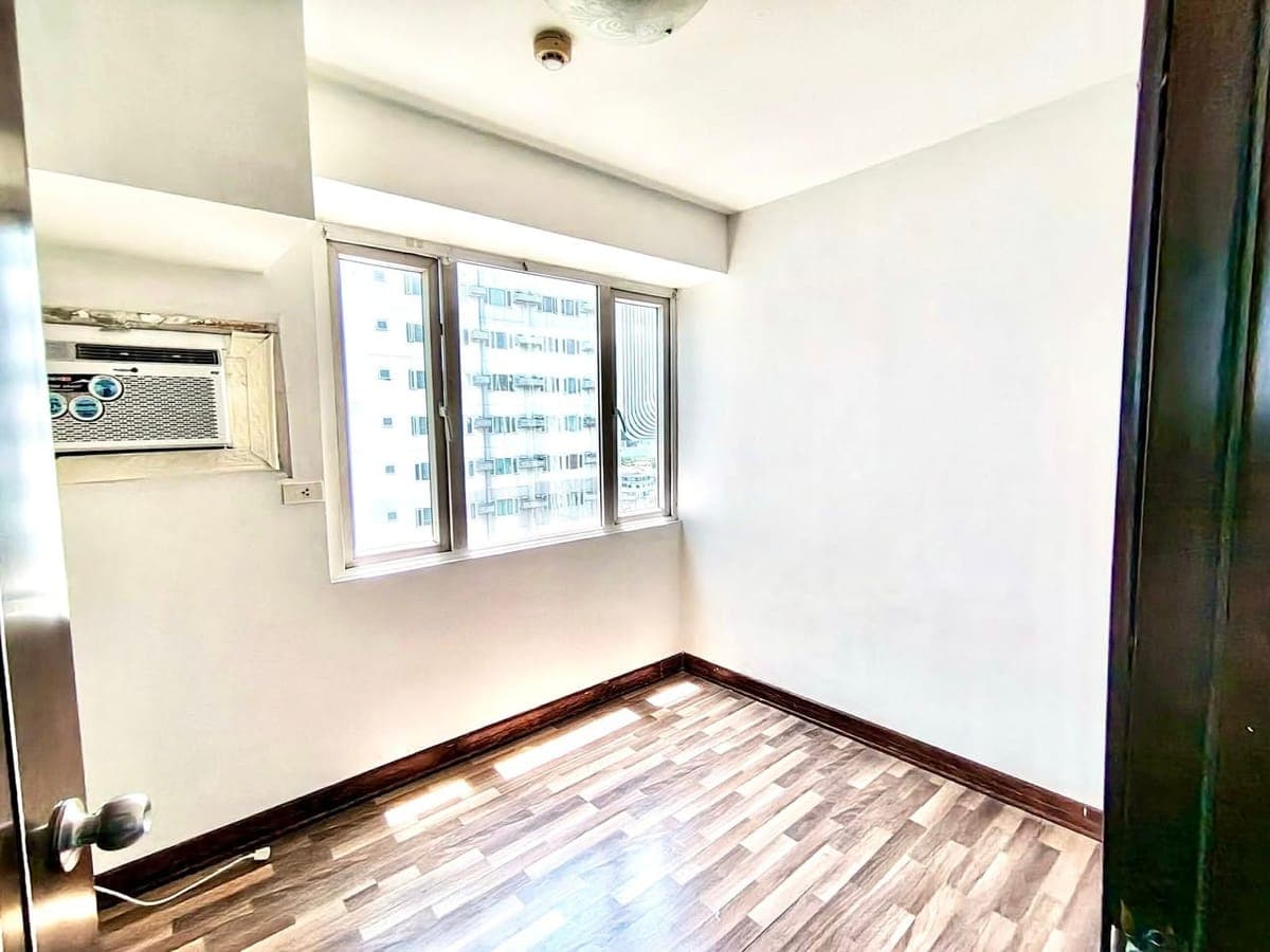 FOR RENT 3 BEDROOM UNIT - photo 5