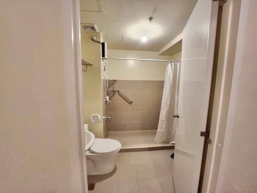 FOR LEASE - photo 5