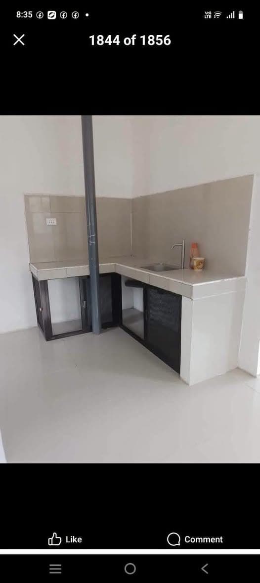 1 Room Available - photo 3