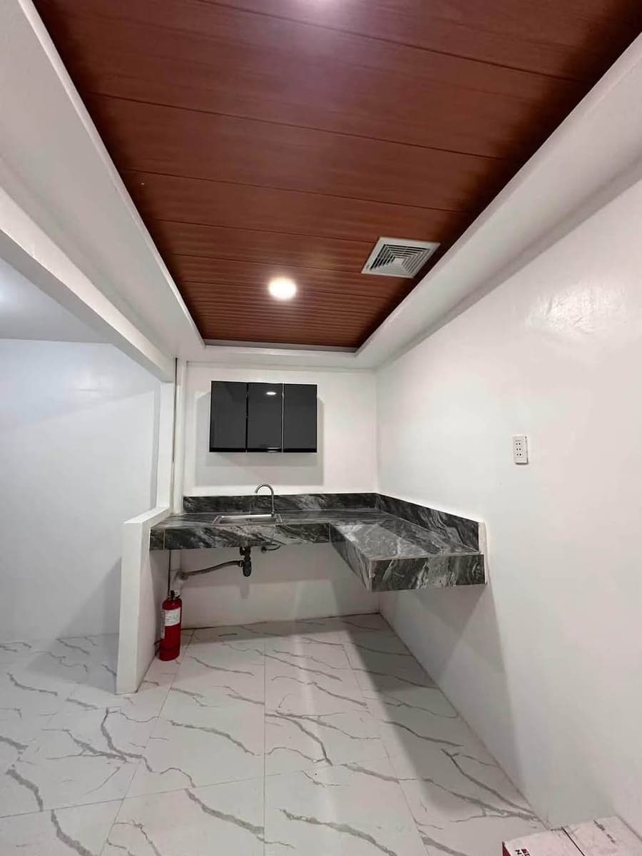 Semi Furnished - House 4 Rent - photo 3