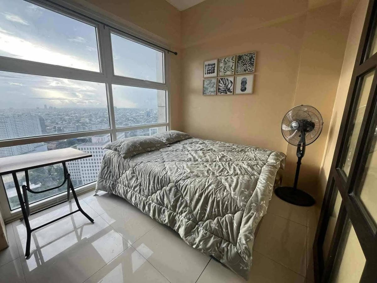 FOR RENT: ₱23,000/month | inclusive association dues - photo 1