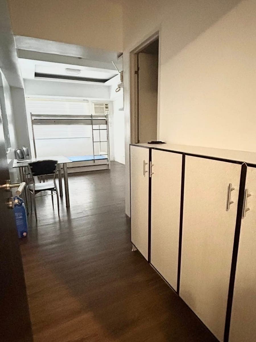 For Lease - photo 3