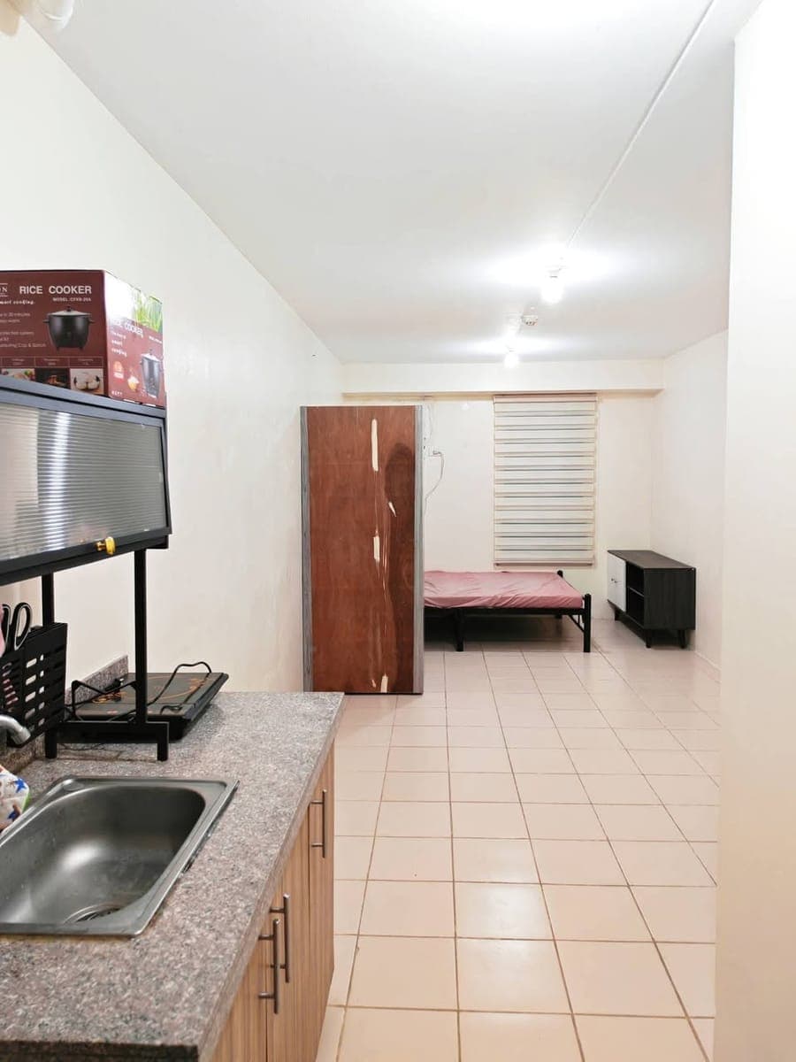 Studio Type for Rent - photo 1