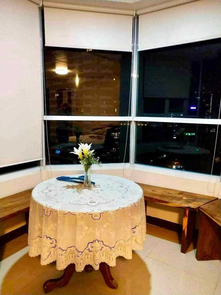 🏙 FOR RENT – Seibu Tower, BGC Taguig - photo 1
