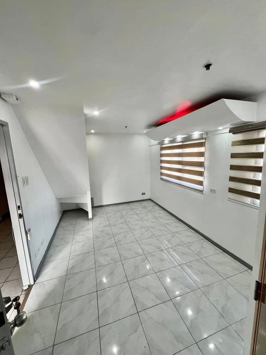 2BR Loft type condo unit located at corner of 8F (top floor) of Theresa Tower Condominium in Cubao,... - photo 3