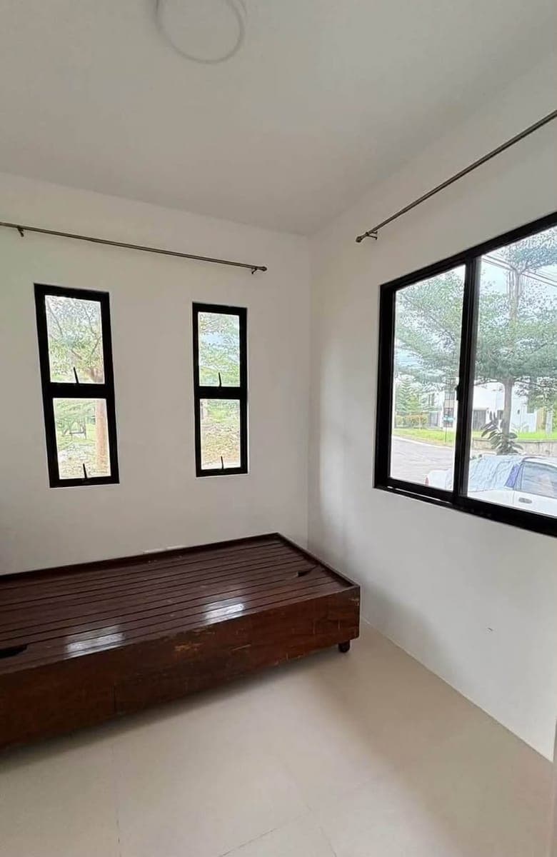FOR RENT | Ignatius Enclave 1 – Corner Unit - photo 5