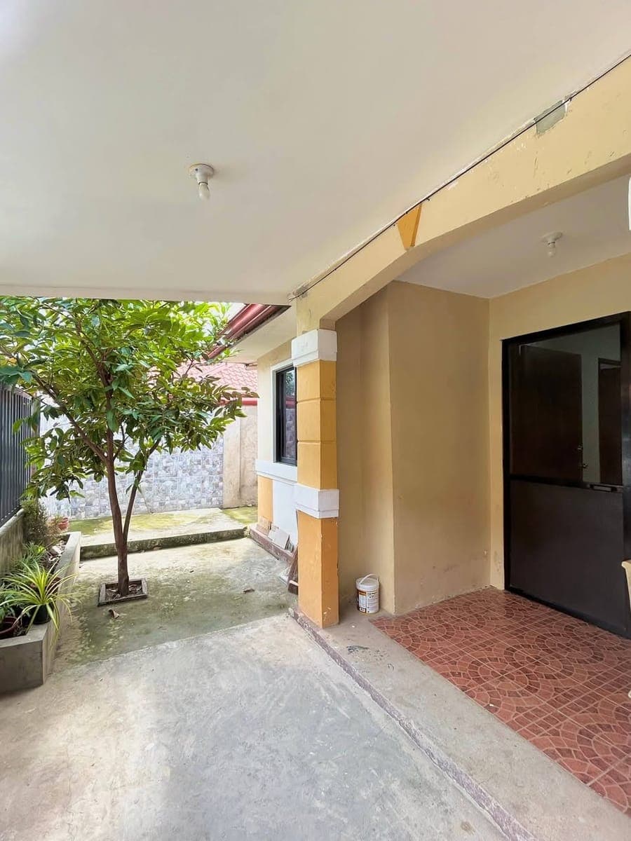 HOUSE FOR RENT - photo 1