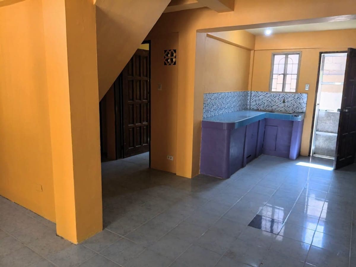 🏡 FOR RENT – Newly Renovated Townhouse 🏡 - photo 3