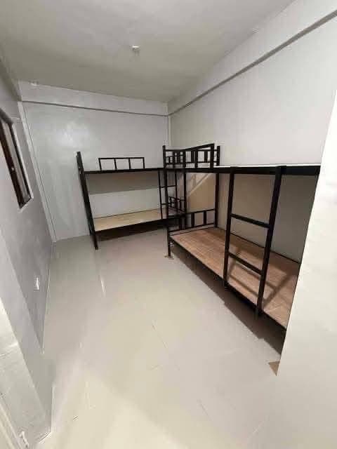 Pad for Rent - photo 1