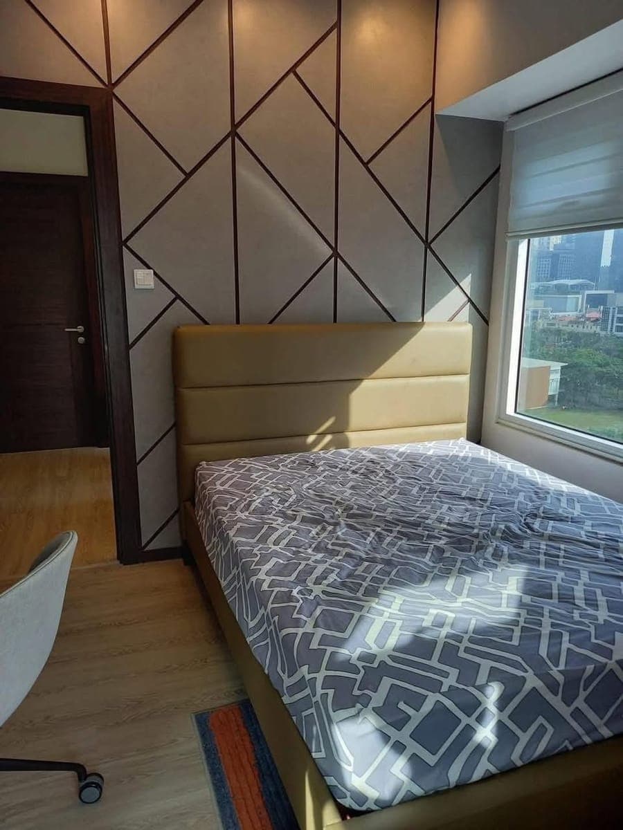 For Lease: Fully furnished 2 Bedrooms in The Trion Tower BGC, Taguig City - photo 2