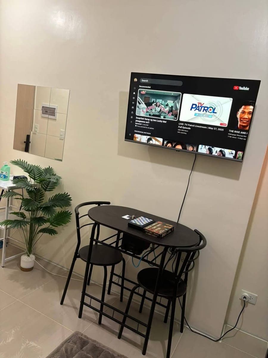 Fully Furnished Studio Condo for Rent - photo 2