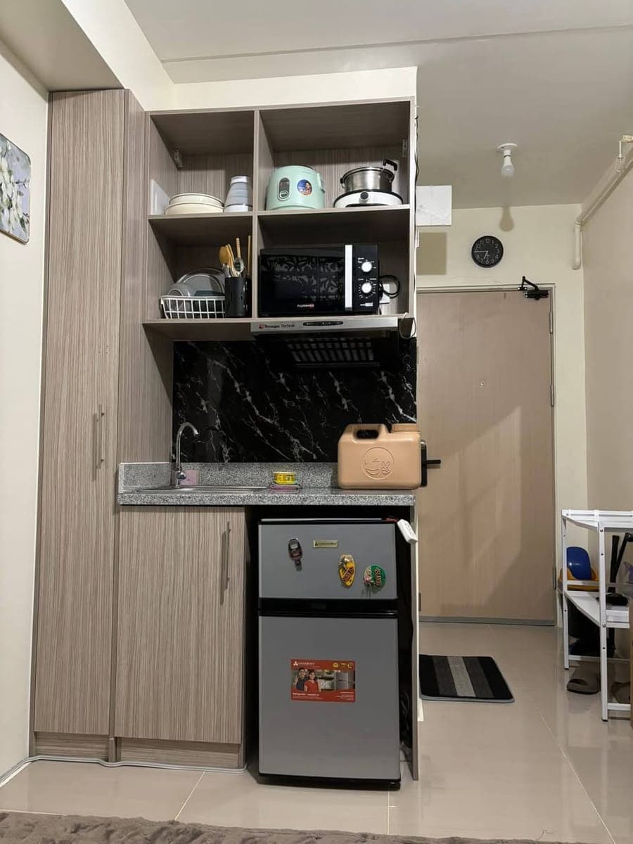 Fully Furnished Studio Condo for Rent - photo 4