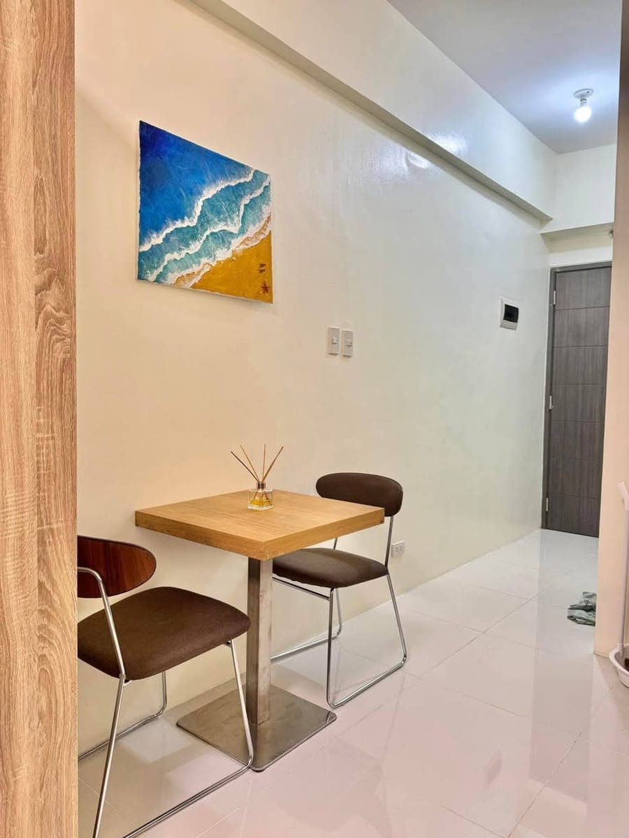For Rent Studio in Symphony Towers along Timog ave and likod ng GMA-7 QC - photo 1
