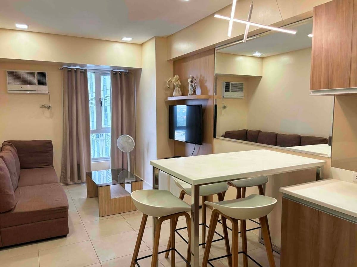 *FOR RENT: 1BR Fully Furnished Condo at Avida Towers 34th Street BGC* - photo 2