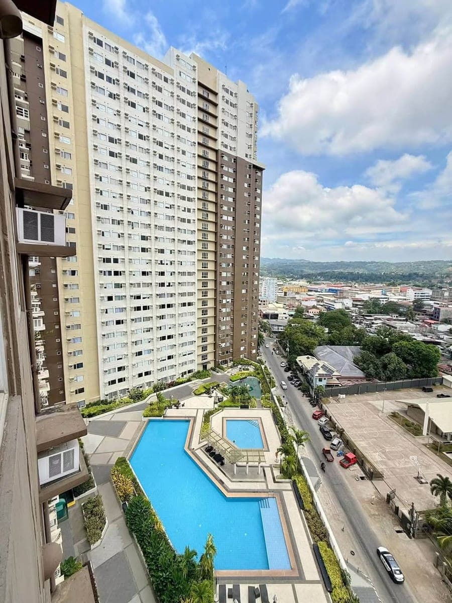 FOR RENT | Ignatius Enclave 1 – Corner Unit - photo 1
