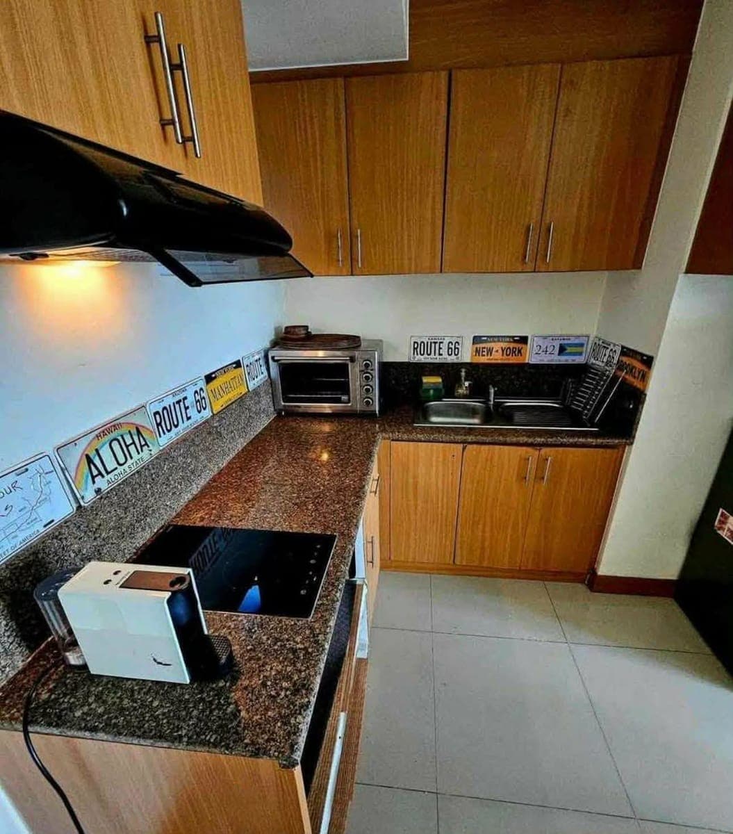 2br for Rent in Trion Towers BGC - photo 4