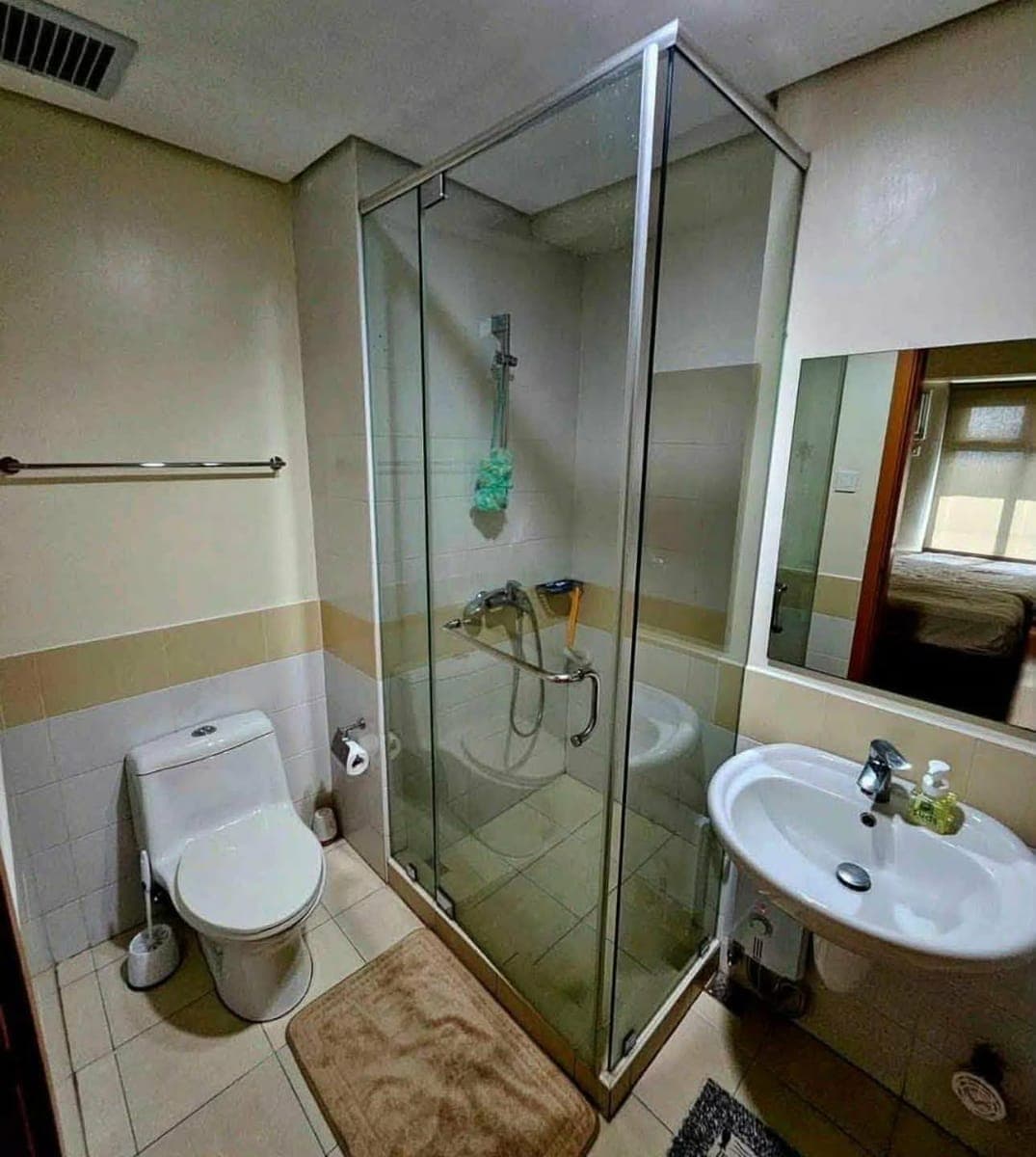 2br for Rent in Trion Towers BGC - photo 5
