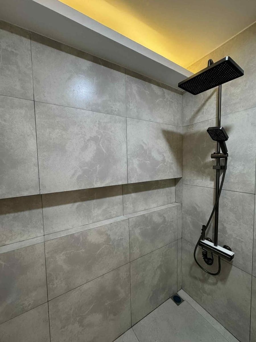 FOR LEASE: - photo 3